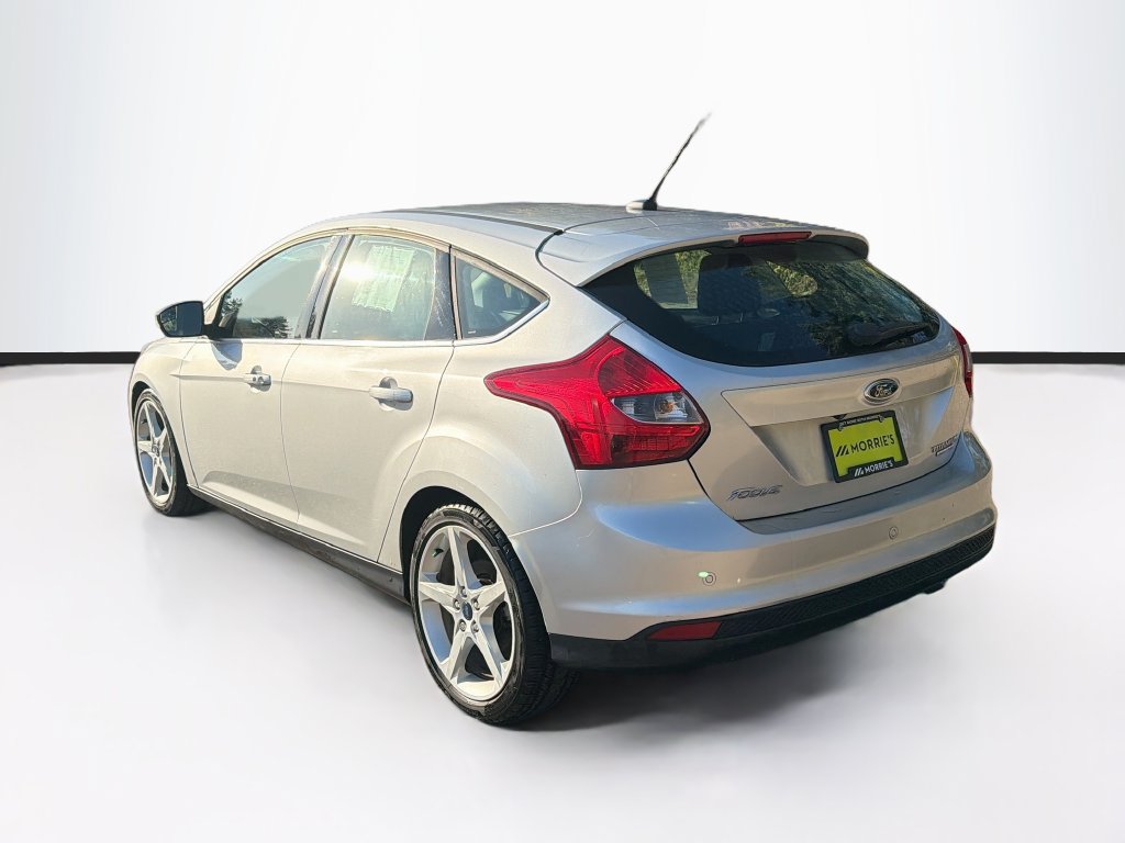 Used 2014 Ford Focus Titanium w/ Luxury Package FWD image 7