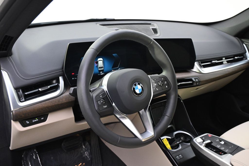Used 2024 BMW X1 xDrive28i w/ Convenience Package AWD/4WD image 11