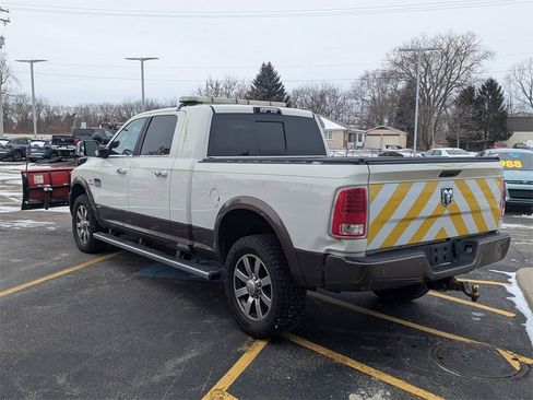 Used 2018 RAM 3500 Laramie Longhorn w/ Longhorn Southfork Package image 5