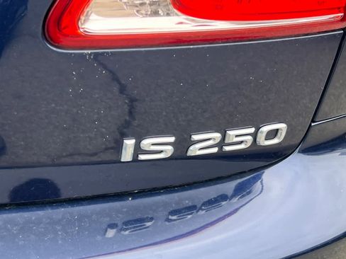 Used 2011 Lexus IS 250 w/ Premium Pkg Value Edition RWD image 21