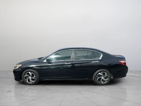 Used 2017 Honda Accord LX image 11