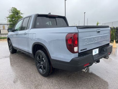 New 2026 Honda Ridgeline Black Edition image 4