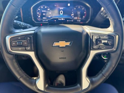 Used 2025 Chevrolet Silverado 2500 LT w/ Convenience Package AWD/4WD image 10