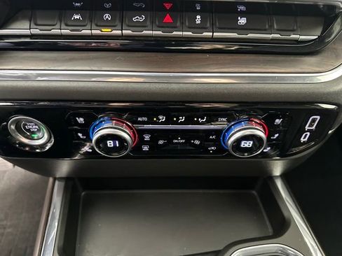 Used 2023 GMC Sierra 1500 SLT w/ SLT Convenience Package image 23