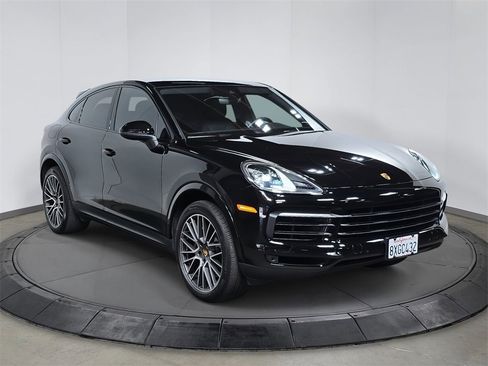 Used 2021 Porsche Cayenne image 9