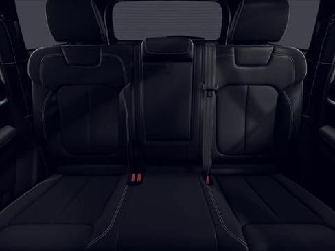New 2026 Jeep Grand Cherokee Altitude AWD/4WD image 3