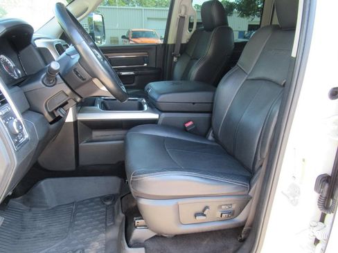 Used 2018 RAM 2500 Laramie w/ Snow Chief Group AWD/4WD image 21