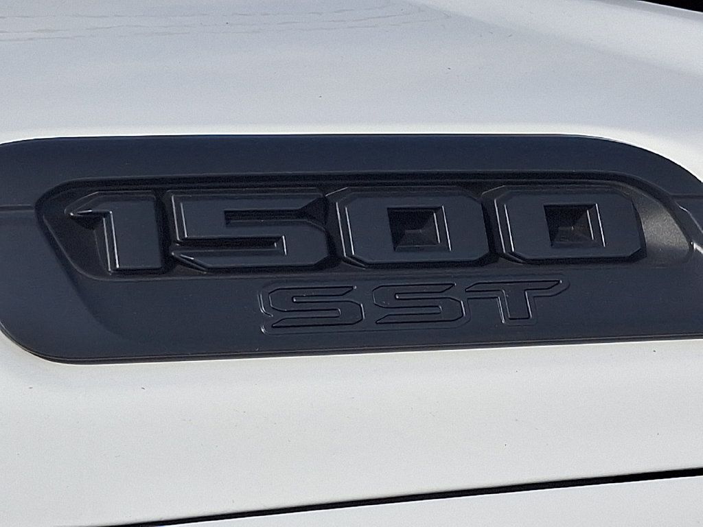Used 2025 RAM 1500 Big Horn AWD/4WD image 33