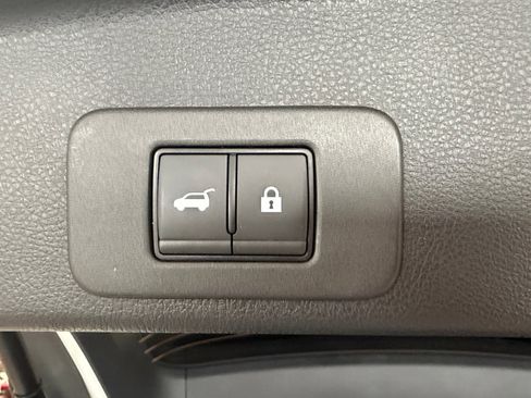 Used 2025 Nissan Murano SL AWD/4WD image 33