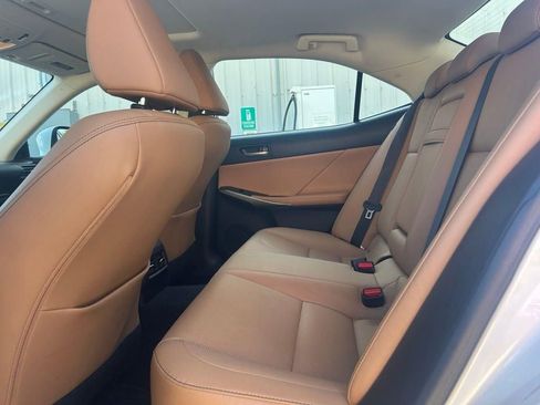 Used 2017 Lexus IS 200t F Sport image 12