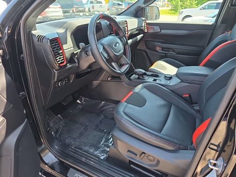 Used 2025 Ford Ranger Raptor AWD/4WD image 10