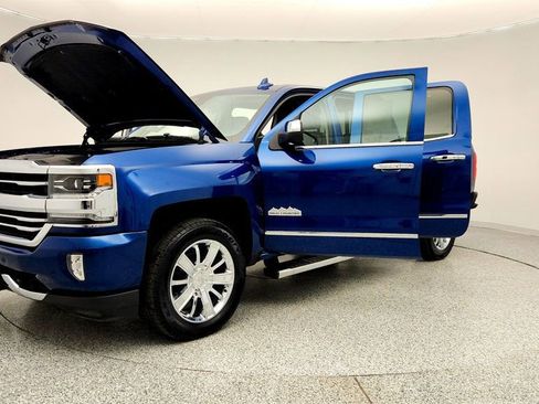 Used 2017 Chevrolet Silverado 1500 High Country image 9