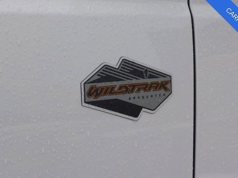 Used 2022 Ford Bronco Wildtrak image 13