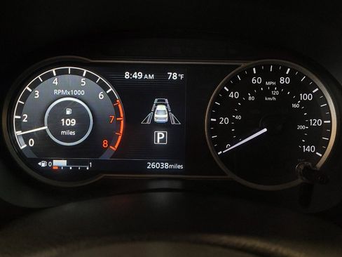 Used 2025 Nissan Versa SV FWD image 23