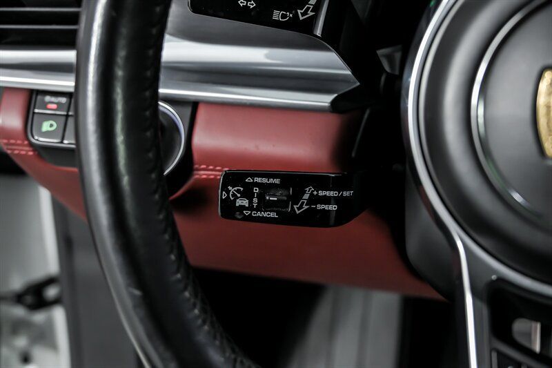 Used 2020 Porsche Panamera GTS AWD/4WD image 30