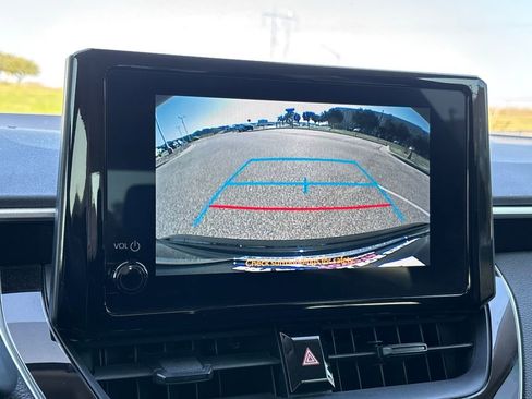 Used 2024 Toyota Corolla LE image 18