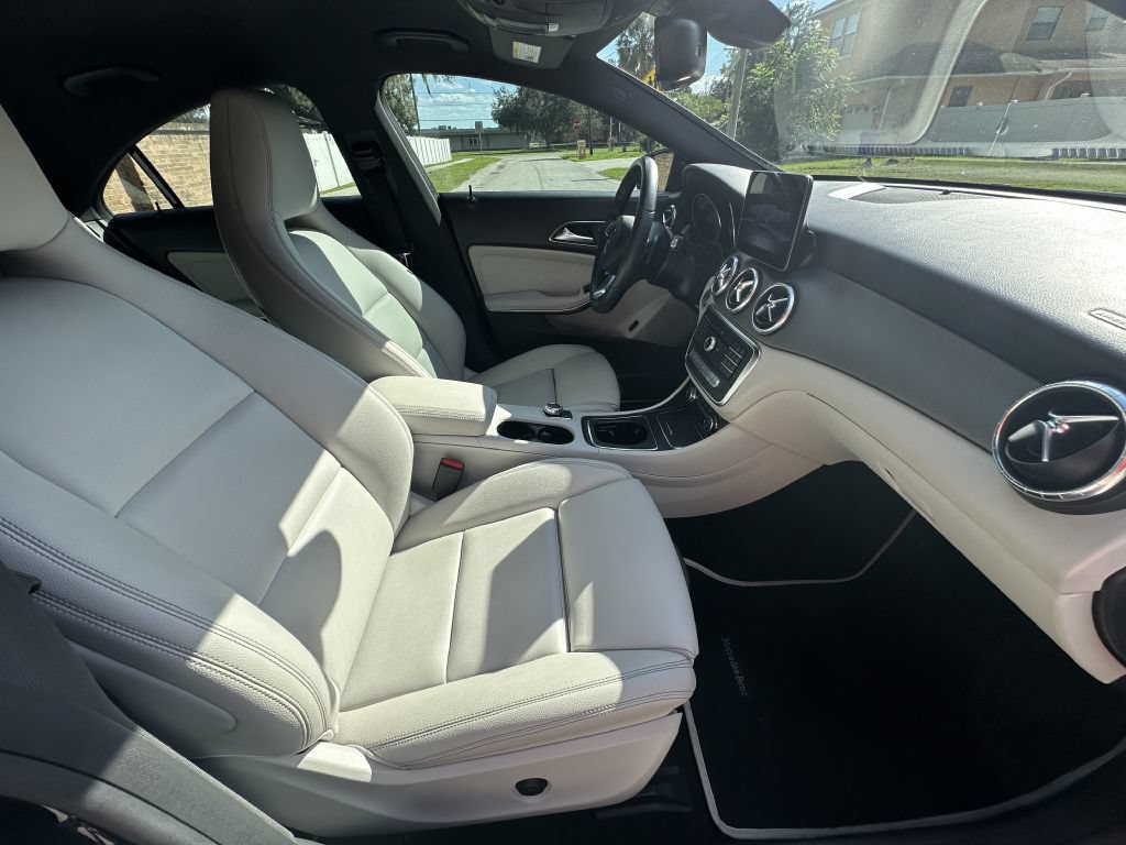 Used 2019 Mercedes-Benz CLA 250 4MATIC image 9