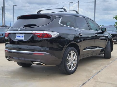 Used 2023 Buick Enclave Essence w/ Experience Buick Package FWD image 4