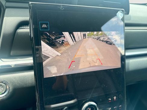 New 2027 GMC Terrain Elevation w/ Elevation Premium Package AWD/4WD image 15