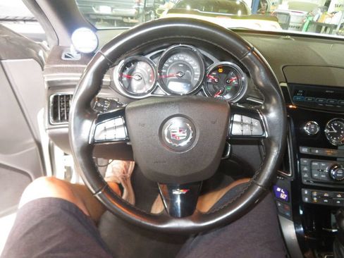 Used 2013 Cadillac CTS V RWD image 27