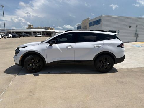 Used 2025 Kia Sportage X-Line w/ Premium Package AWD/4WD image 4
