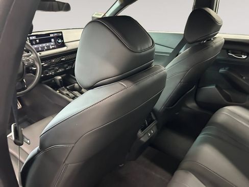 Used 2025 Honda Accord Sport image 15