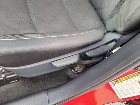 Used 2020 Nissan Kicks SV FWD image 21