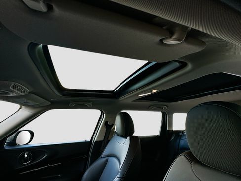 Used 2024 MINI Cooper Clubman S image 22