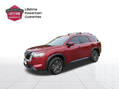 Used 2022 Nissan Pathfinder SV