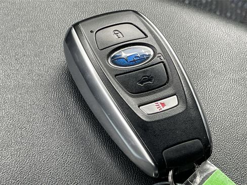 Certified 2025 Subaru Forester Premium AWD/4WD image 31