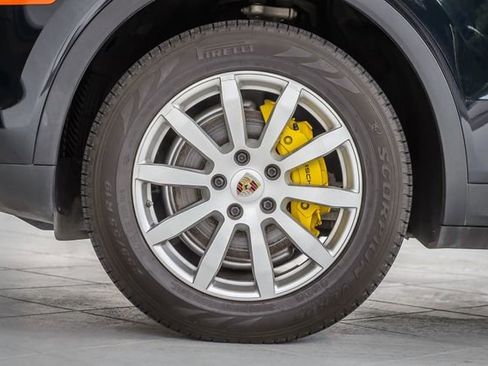Used 2019 Porsche Cayenne image 13