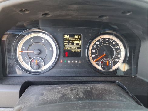 Used 2016 RAM 2500 Tradesman w/ Chrome Appearance Group image 19