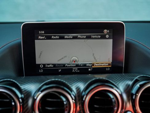 Used 2018 Mercedes-Benz AMG GT S image 27