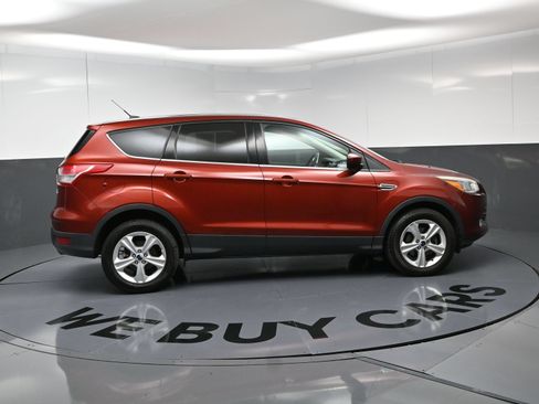 Used 2016 Ford Escape SE FWD image 10