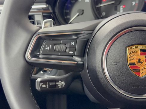 New 2026 Porsche Macan AWD/4WD image 18