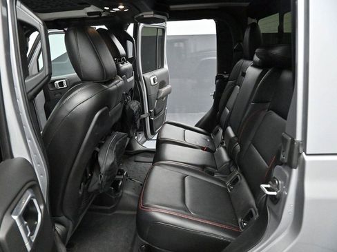 Used 2020 Jeep Gladiator Rubicon AWD/4WD image 33
