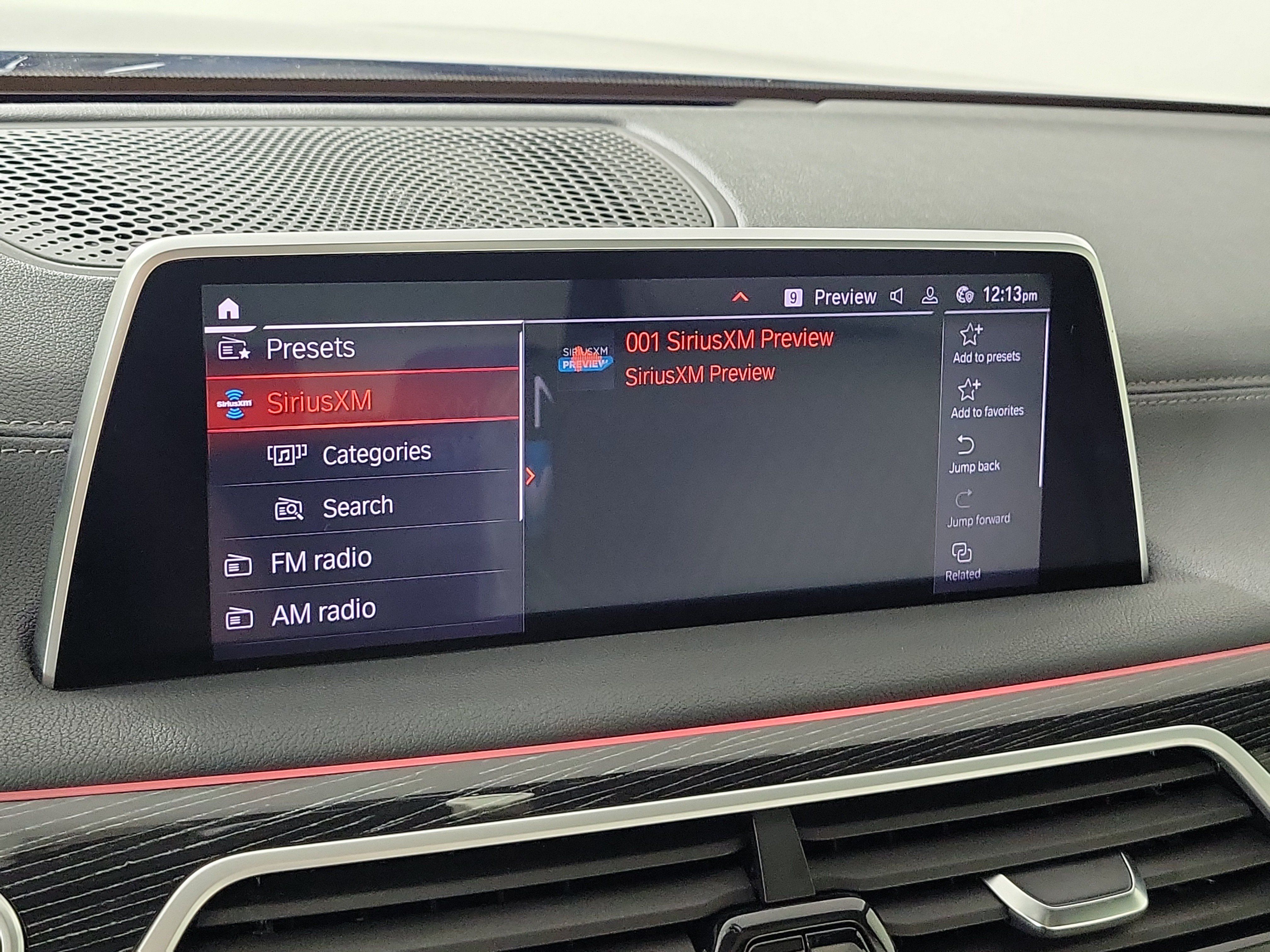 Used 2022 BMW 750i xDrive w/ M Sport Package AWD/4WD image 17