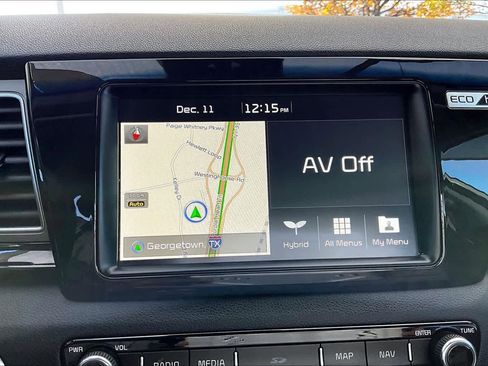 Used 2019 Kia Niro Touring image 33