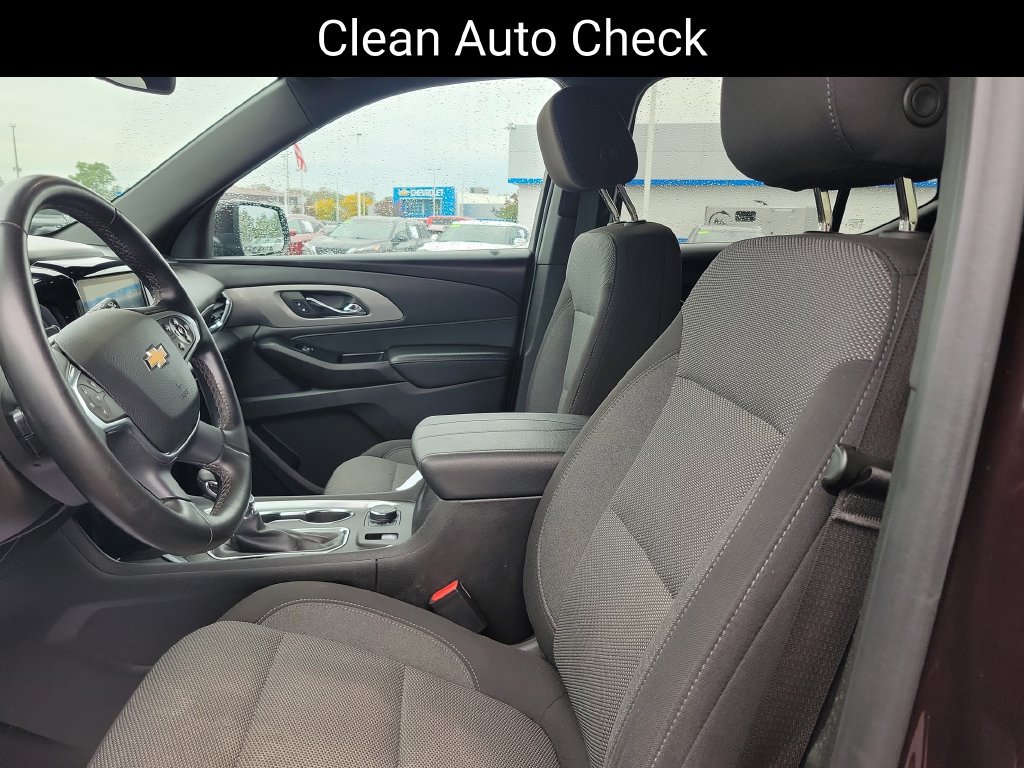 Used 2023 Chevrolet Traverse LT AWD/4WD image 6