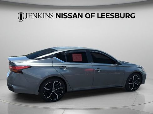 Certified 2023 Nissan Altima 2.5 SR w/ SR Premium Package FWD image 5