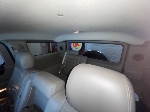 Used 2004 HUMMER H2 AWD/4WD image 31