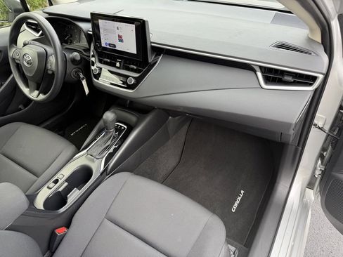 Certified 2025 Toyota Corolla LE image 41