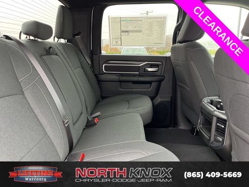 New 2026 RAM 2500 Big Horn AWD/4WD image 22