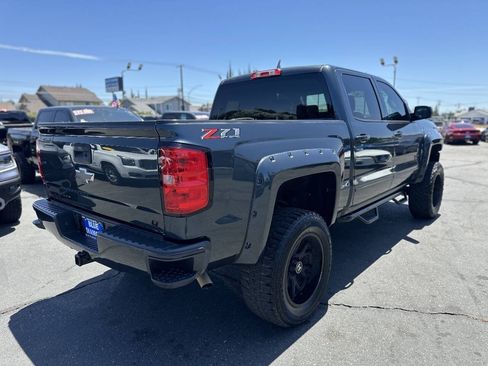 Used 2018 Chevrolet Silverado 1500 LT w/ Texas Edition AWD/4WD image 6