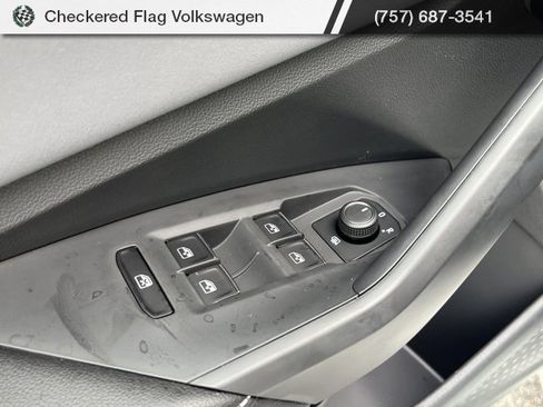 New 2026 Volkswagen Jetta SE image 28