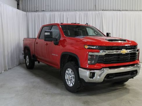 Used 2026 Chevrolet Silverado 3500 LT AWD/4WD image 25