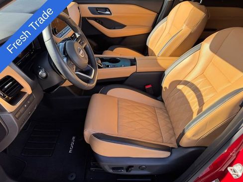 Used 2022 Nissan Rogue Platinum w/ Head-Up Display Package image 8