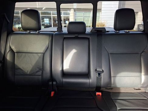 Used 2021 Ford F150 Lariat image 19