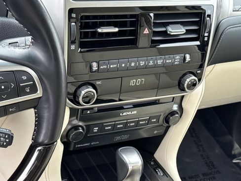 Used 2023 Lexus GX 460 Premium w/ Premium Plus Package image 4