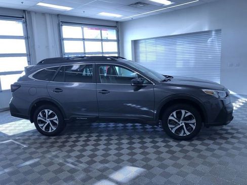 Used 2022 Subaru Outback Limited w/ Popular Package #2 image 35